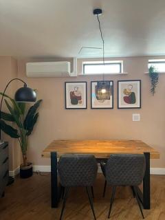 Boat House - Luxe Apt with River View - Next to Harbour & Cafes - Bristol - 1