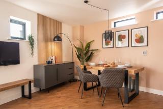 Boat House - Luxe Apt with River View - Next to Harbour & Cafes - Bristol - 8