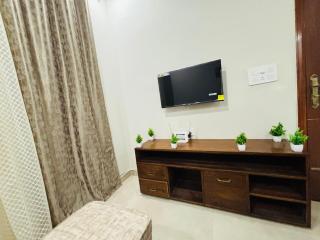 4BHK Luxury Villa In Mohali - Stay Royal - Kharar - 6