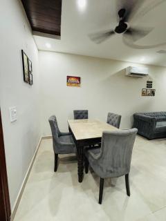 4BHK Luxury Villa In Mohali - Stay Royal - Kharar - 4