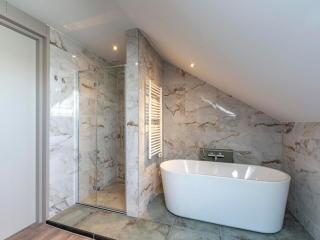 Villa near North Holland Beach with Jacuzzi - Julianadorp - 5