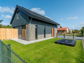 Villa near North Holland Beach with Jacuzzi - Julianadorp - 2