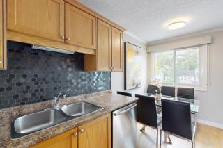 The Driftwood Deck - 8