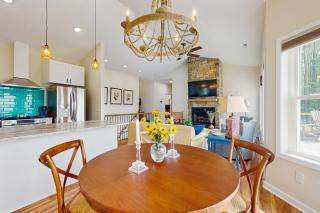 Mayapple - Upstairs - Spruce Pine - 1