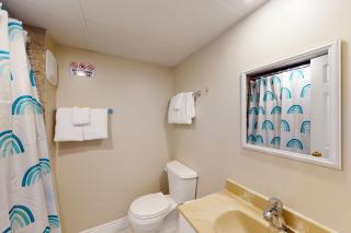 The Driftwood Deck 5B - 4