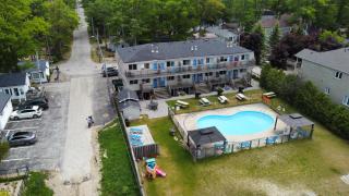 The Driftwood Deck 5B - Wasaga Beach - 2