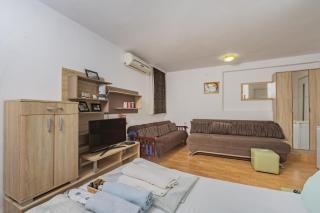 Apartmani Mijailovic PARKING WI-FI AIR CONDITION FREE - Buljarica - 0
