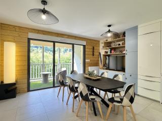 Bel apt 85m2 pour 8p Parking et Balcon - Cauterets - 9