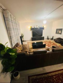 Surrey Hills Retreat - 2-Bed - Easy London Access - 6