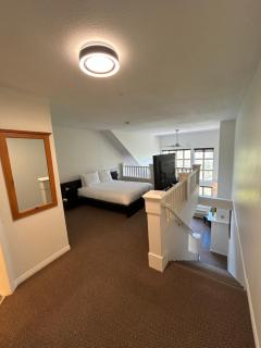 Borgata Lodge Resort - Kelowna - 1