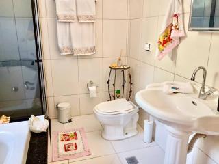 Casa com piscina em Londrina - Londrina - 4