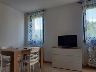 Quiet Corner Apartment - Riva del Garda - 9