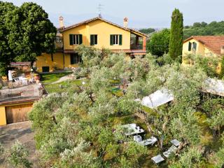 Villa panoramica con Jacuzzi privata tra Firenze & Lucca ,3 camere, 4 bagni - Serravalle Pistoiese - 6