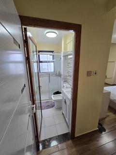 Cozy 2-Bedroom - 5