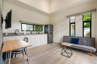Sprawling Modern Property with a Tranquil Outdoor Living Space swimming pool and a private Casita - Playa Flamingo - 3