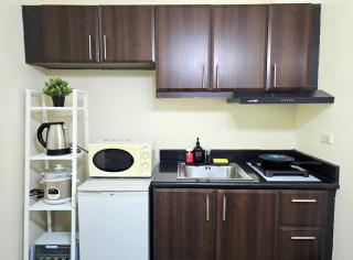 Studio unit near BGC and Makati - Manila - 6