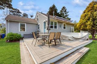 Pocasset Heights Hideaway - Bourne - 9