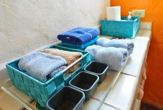 Enjoy AC in the Queen's Suite at Inn Ajijic - Ajijic - 2
