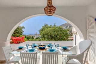 Hibiscus by Sun & Sea Homes - 0