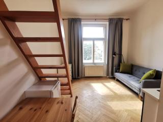 Modern studio with excellent transport links - Prag - 4