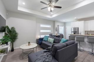 Apt 1 Modern New 2bed 2bath - Pharr - 9