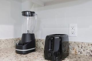 Apt 1 Modern New 2bed 2bath - Pharr - 1