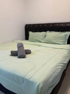 New Cozy Studio In Trefoil Setia Alam near SCCM - Shah Alam - 9