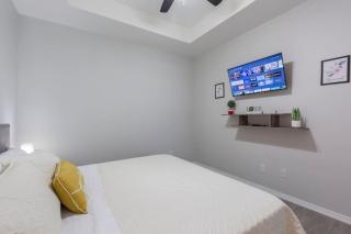 Apt.2 Nice and Cozy 2bed 2bath - Pharr - 3