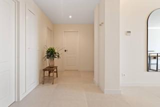 3 Bedroom Apartment with Mountain Views - La Quinta, Benahavís - 2