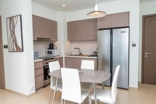 Downtown Escape 2bedroom Apartment 4 guests Dubai - 1