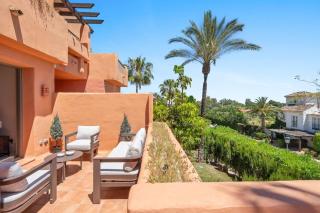 Ultimate Rentals - Sunny Escape in Estepona Sotoserena - 6