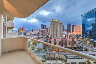 MGM Grand Vegas Strip 16th Floor Renovated Suite - Las Vegas - 4