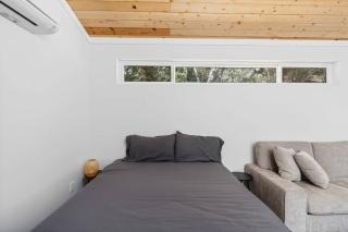 Brand New Couples Cabin, HOT TUB - 3