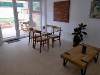 Natural park, terrace and pool - La Cañada - 4