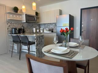 Business Condo Suite 1BR with Ocean View - Panama City - 1