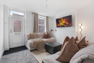 The Cedar - Free Parking, Netflix, Near M1, M69 - Enderby - 2