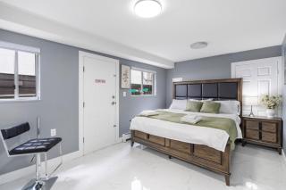 Stylish 3BR, 2BA Vancouver Home - 7