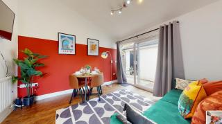 Central & Modern - Fast WIFI - 5 Min to Centre - Cardiff - 6
