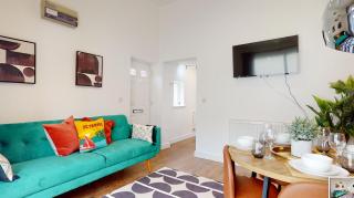 Central & Modern - Fast WIFI - 5 Min to Centre - Cardiff - 2