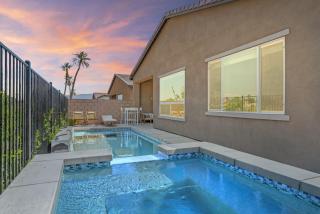Gallery at Indian Palms Walk to the Festivals Pool Hot Tub Pickleball - Indio - 4