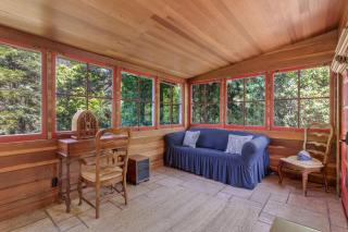 Cozy Riverfront Cabin Just Steps to the Russian River with Beach Access & Wood Stove - Guerneville - 2