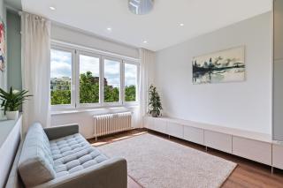 Parkview Residence Bliss - 1
