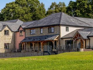 2 Bed in Usk 83993 - Trostrey - 9