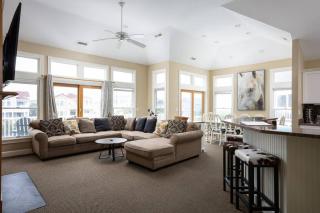 Private Pool and hot tub with Ocean Views - Corolla - 8