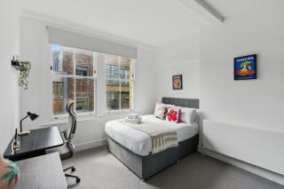 Elegant Central London 2BR Apartment with Lift - Londen - 7