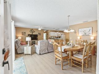 2 Bedroom 2 Bath Patio Villa - The Villages - 6