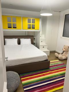 Double Room Central Apartment - Tirana - 4
