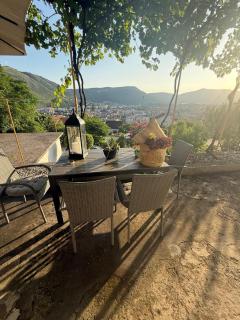Apartments Cinderella with City View - Mostar - 9