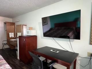 Oasis Inn and Suites - Fallon - 1