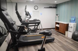Holiday Inn Express Hotel & Suites Memphis/Germantown by IHG - Memphis - 6